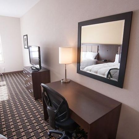 Western Star Inn & Suites Stoughton Camera foto