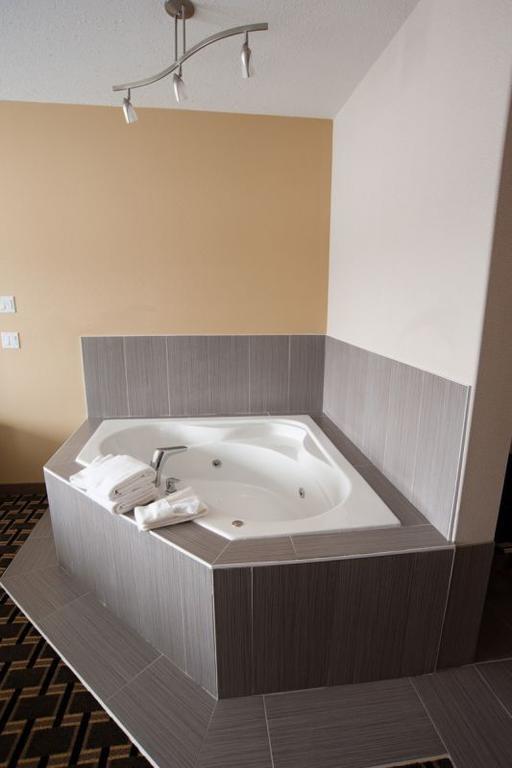 Western Star Inn & Suites Stoughton Esterno foto